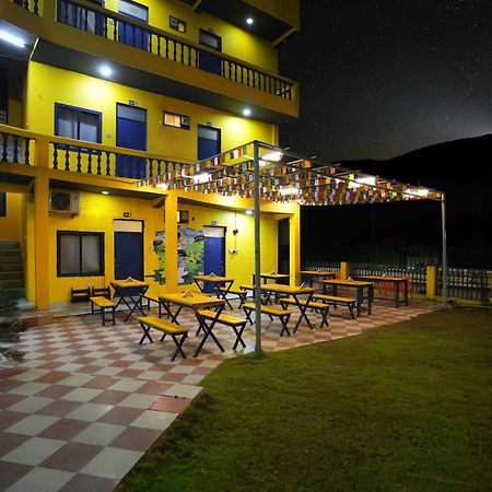 Shalom Backpackers Rishikesh Vandrehjem Eksteriør billede