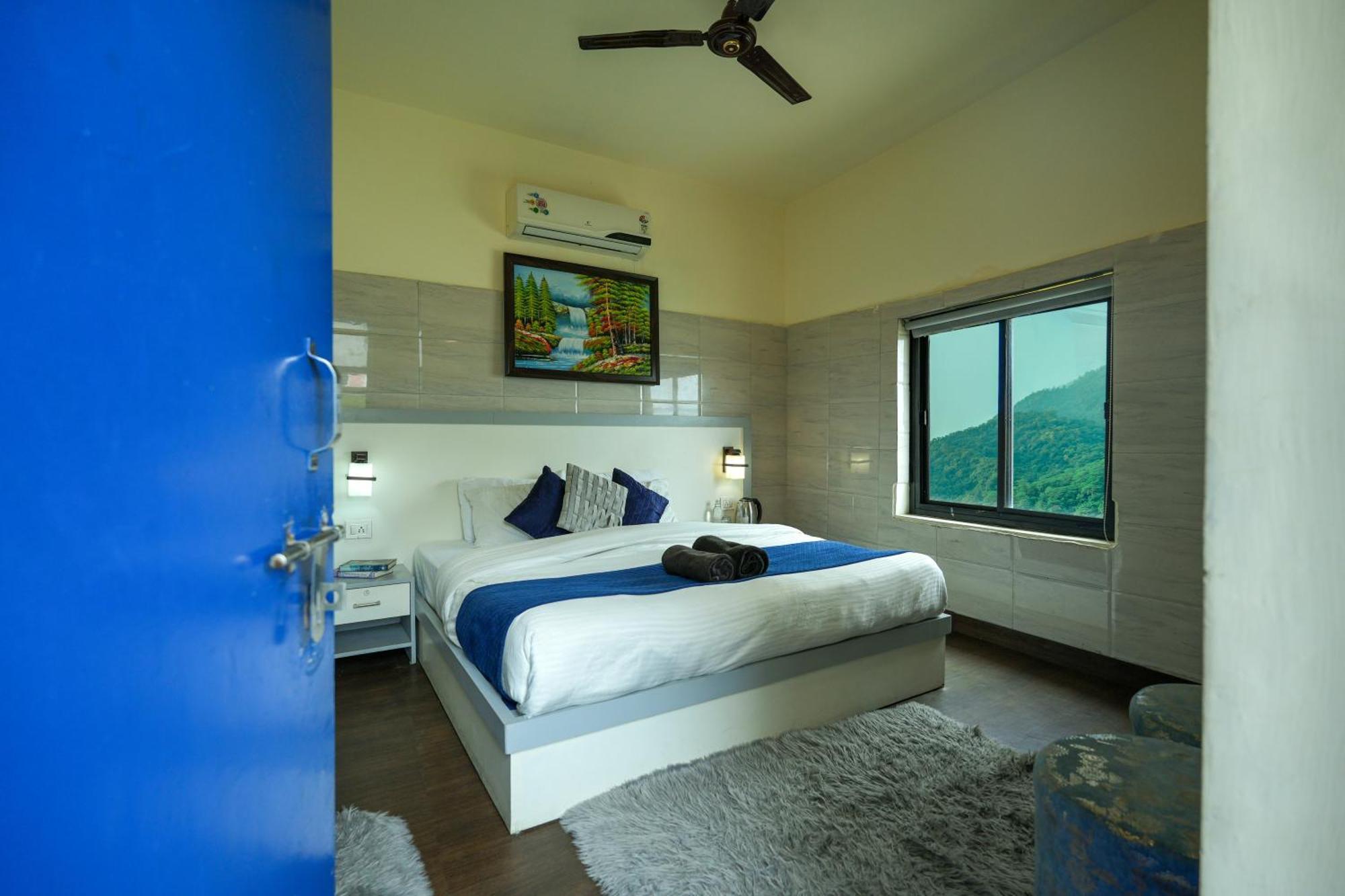 Shalom Backpackers Rishikesh Vandrehjem Eksteriør billede