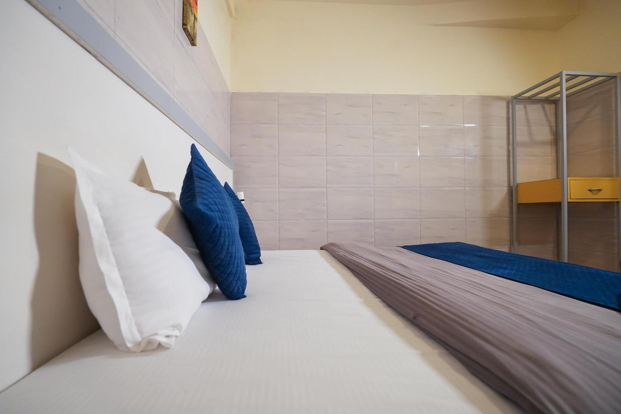 Shalom Backpackers Rishikesh Vandrehjem Værelse billede
