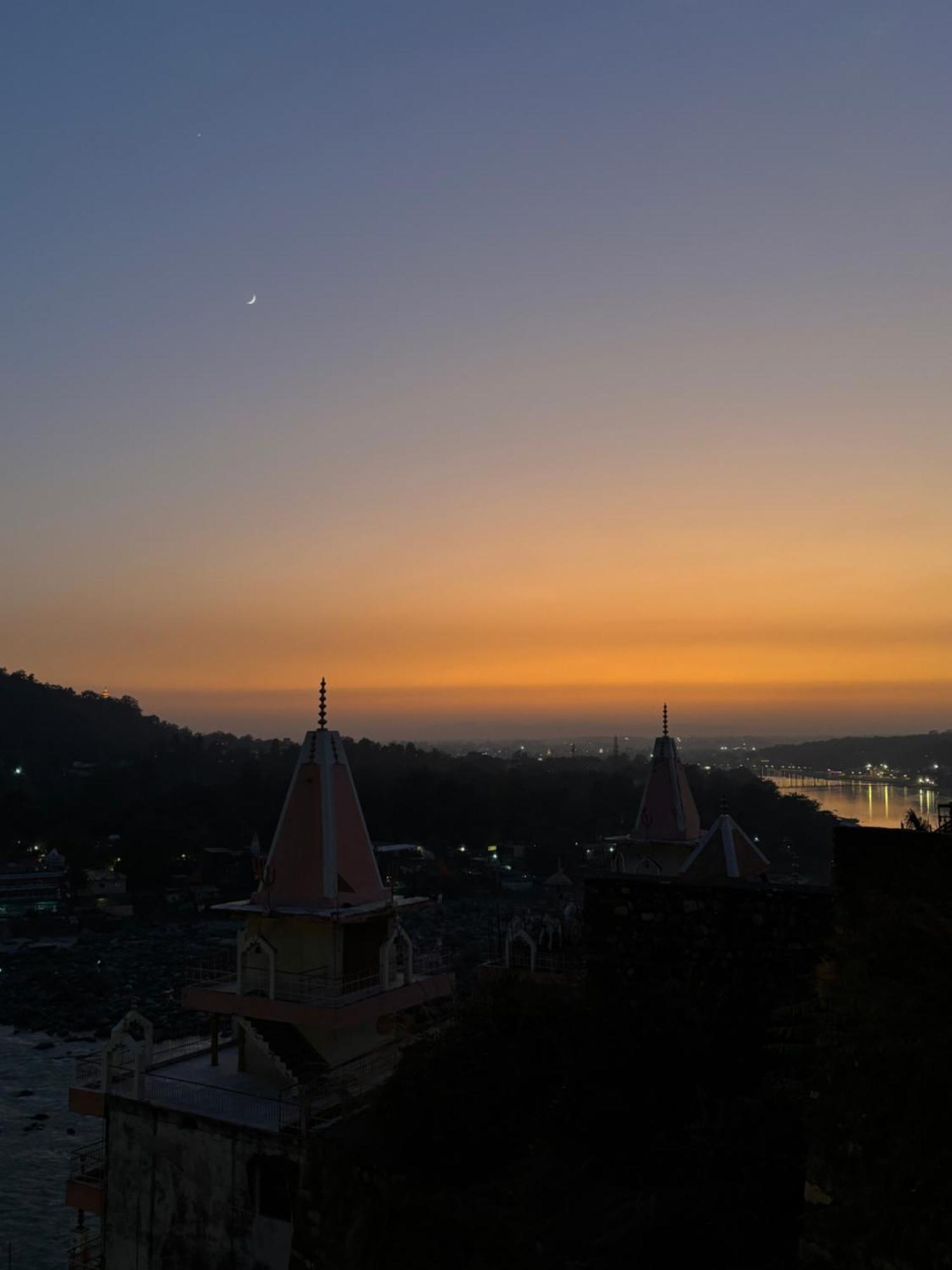 Shalom Backpackers Rishikesh Vandrehjem Eksteriør billede